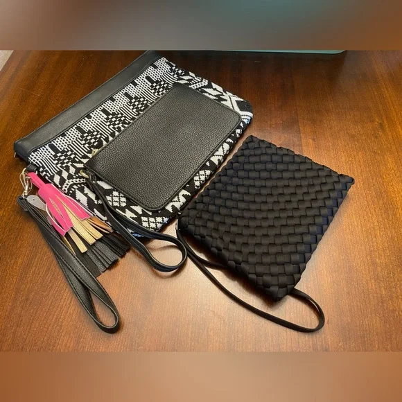 Set of 3 Different Size Wristlets/Pounches - Picture 2 of 10